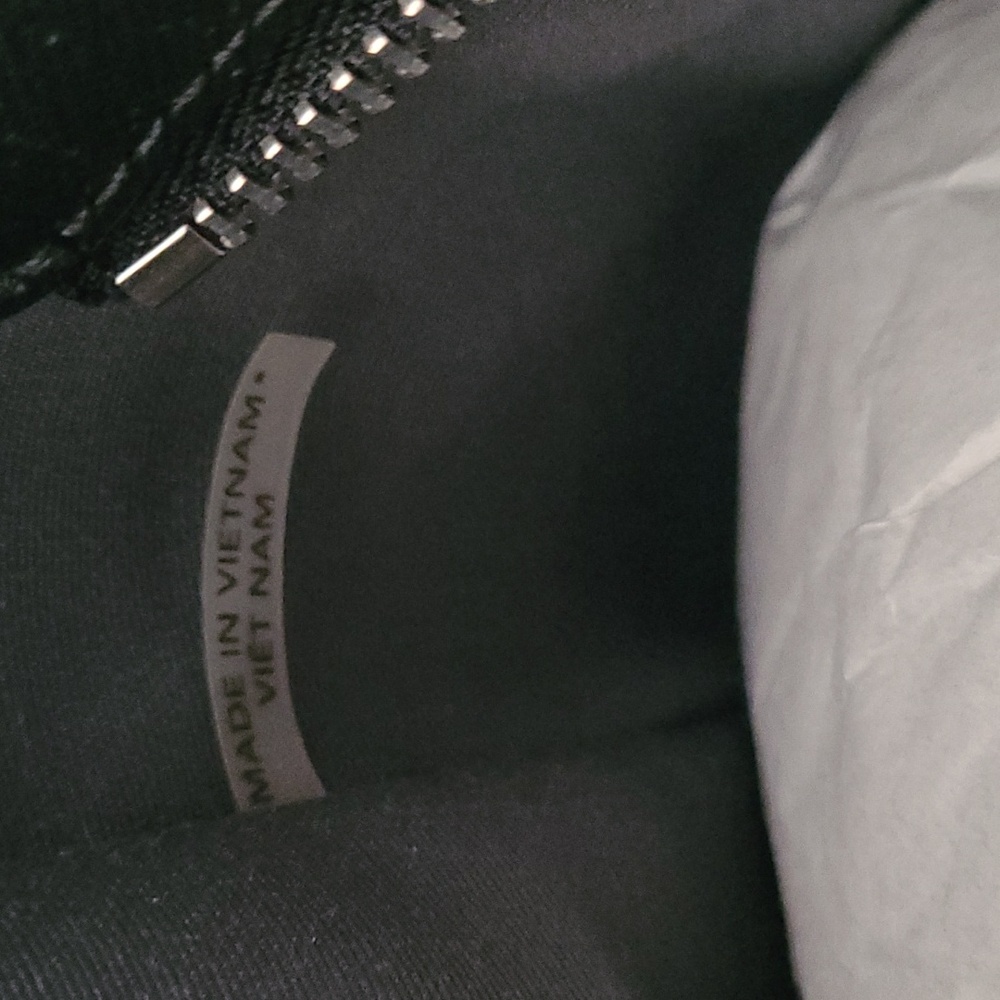Like New Coach Black Peyton Leather Zip Top Tote - Picture 5 of 9